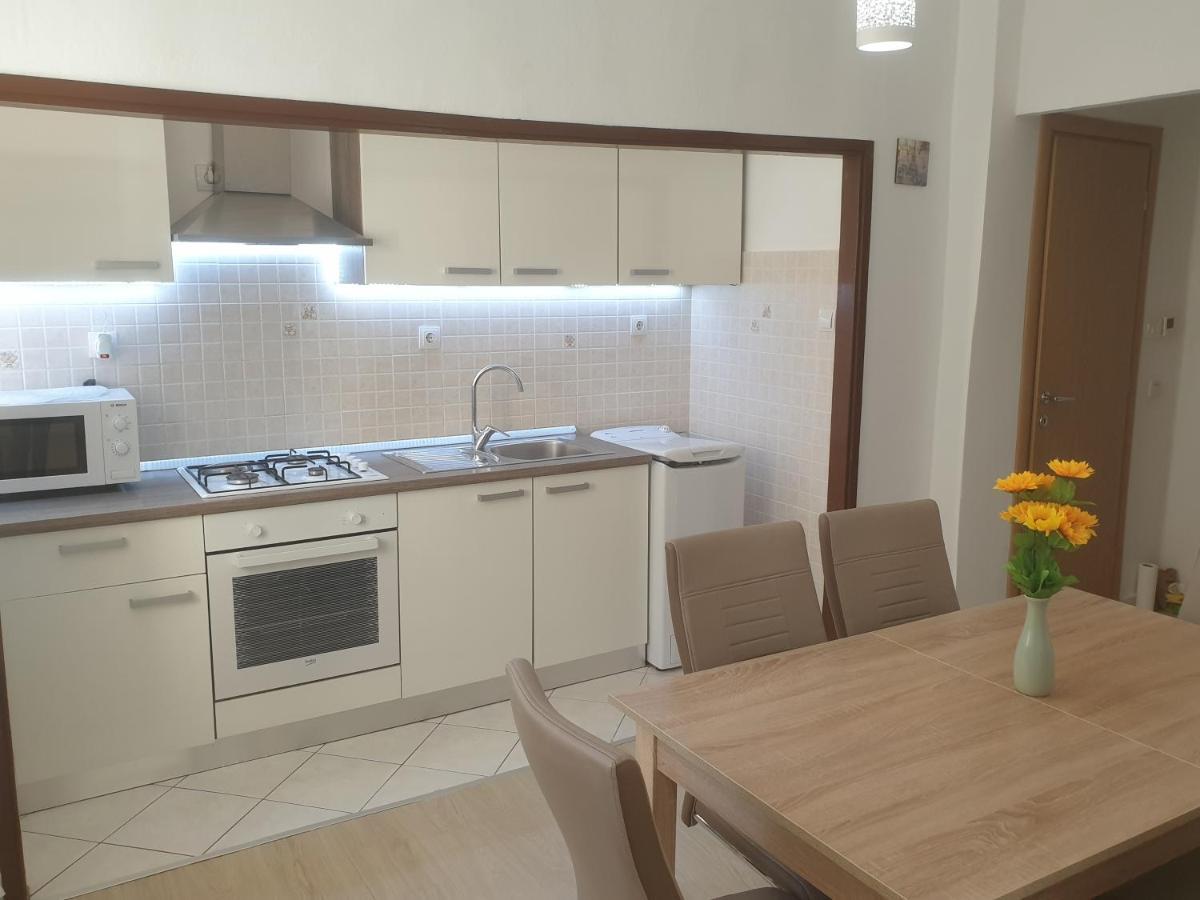 Apartment Ivano Zara Esterno foto